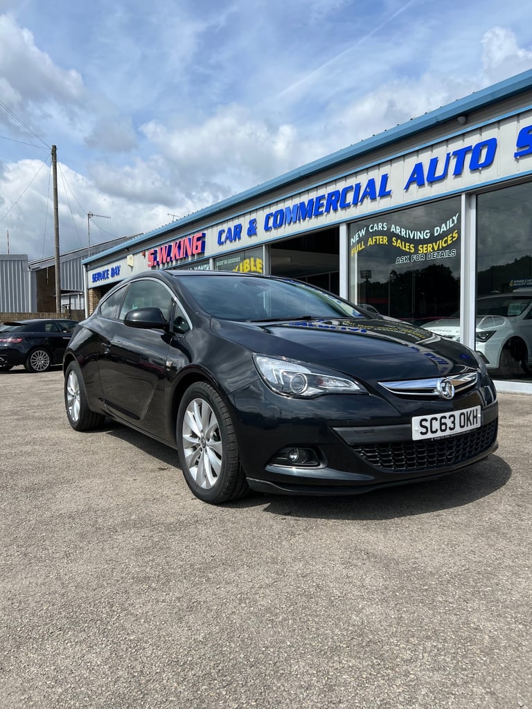 2014 Vauxhall Astra GTC 2.0 CDTi 16V SRi 3dr HATCHBACK Diesel Manual