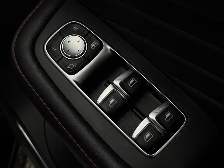 2021 MG MG HS 1.5 T-GDI 16.6kWh Exclusive Auto Euro 6 (s/s) 5dr ESTATE Petrol/Electric Hybrid Aut...