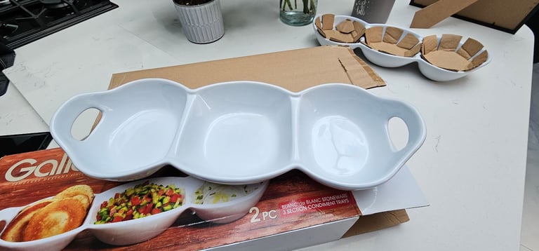 Tabletops Gallery 2pc Stoneware Condiment Trays White