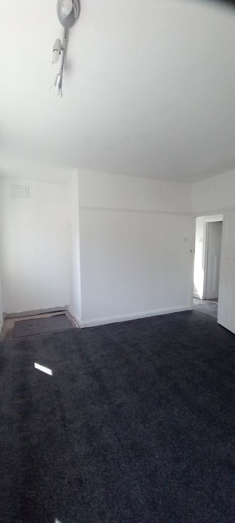 **LET BY**2 BEDROOM HOUSE**JOANHURST CRESCENT**NO DEPOSIT**DSS ACCEPTED