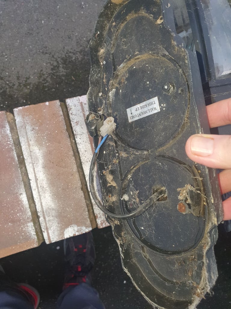 2 Metal Wall Lamps , White & Black , Decent Condition, Very Useful, Attractive, Clean.