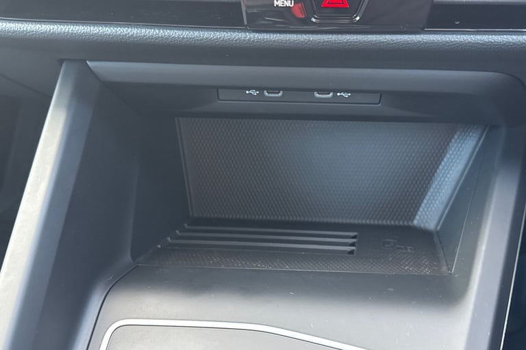 2025 Volkswagen Golf 1.5 eTSI 150 Match 5dr DSG Hatchback PETROL Automatic