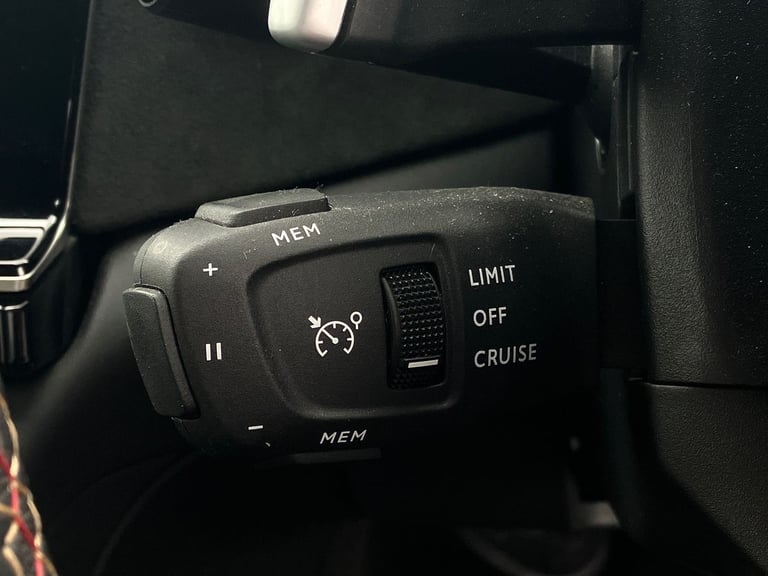 2022 DS Automobiles Ds 9 1.6 PureTech 225 Performance Line + 4dr EAT8 Saloon Petrol Automatic