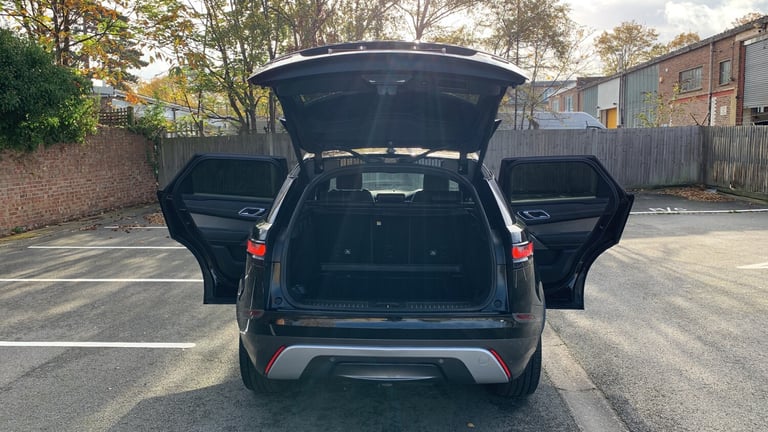 2018 Land Rover Range Rover Velar 2.0 D240 R-Dynamic SE SUV 5dr Diesel Auto 4WD Euro 6 (s/s) (240...