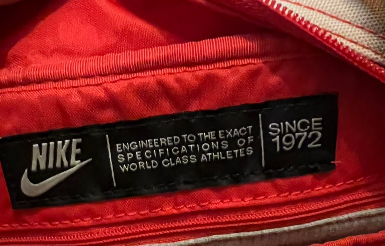 Vintage Nike Heritage ‘76 Print Gym Football Holdall Bag