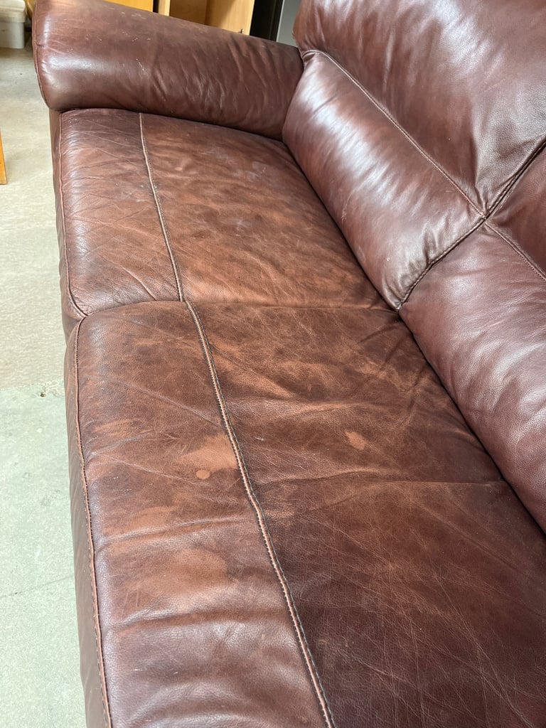 Leather Sofas 