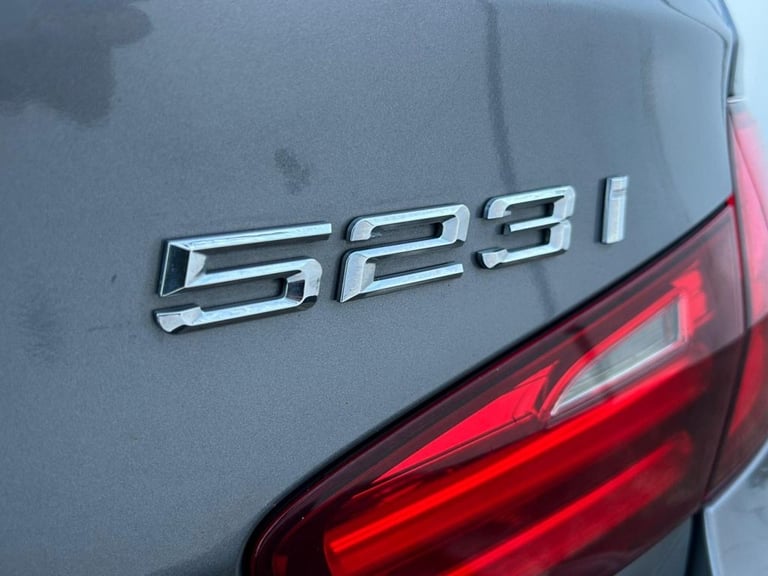 2011 60 BMW 5 SERIES 3.0 523I SE TOURING 5DR PETROL STEPTRONIC EURO 5 (204 PS)