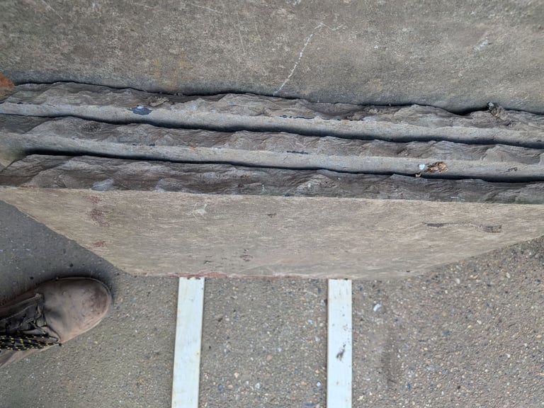 Blue Slate Slabs Mixed Sizes