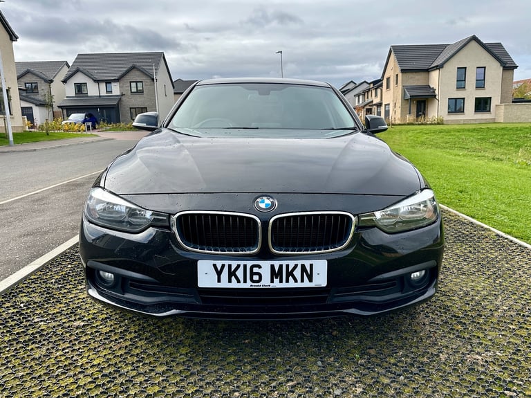 2016 BMW 318i SE Black Saloon Manual LCI ULEZ MOTd