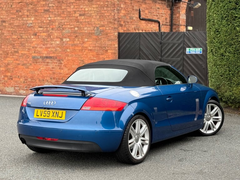 GORGEOUS AUDI TT 1.8 TFSI MANUAL CONVERTIBLE, WOW 57k GENUINE MILES, HPI CLEAR !