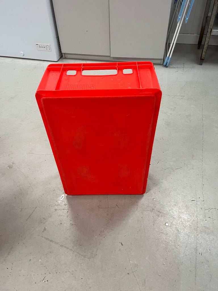 Food grade crates
