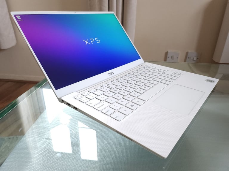 ❤️ Dell XPS 13 7390 4K Touchscreen i7-10510U 16GB RAM 512GB SSD Alpine White Carbon Fibre Laptop