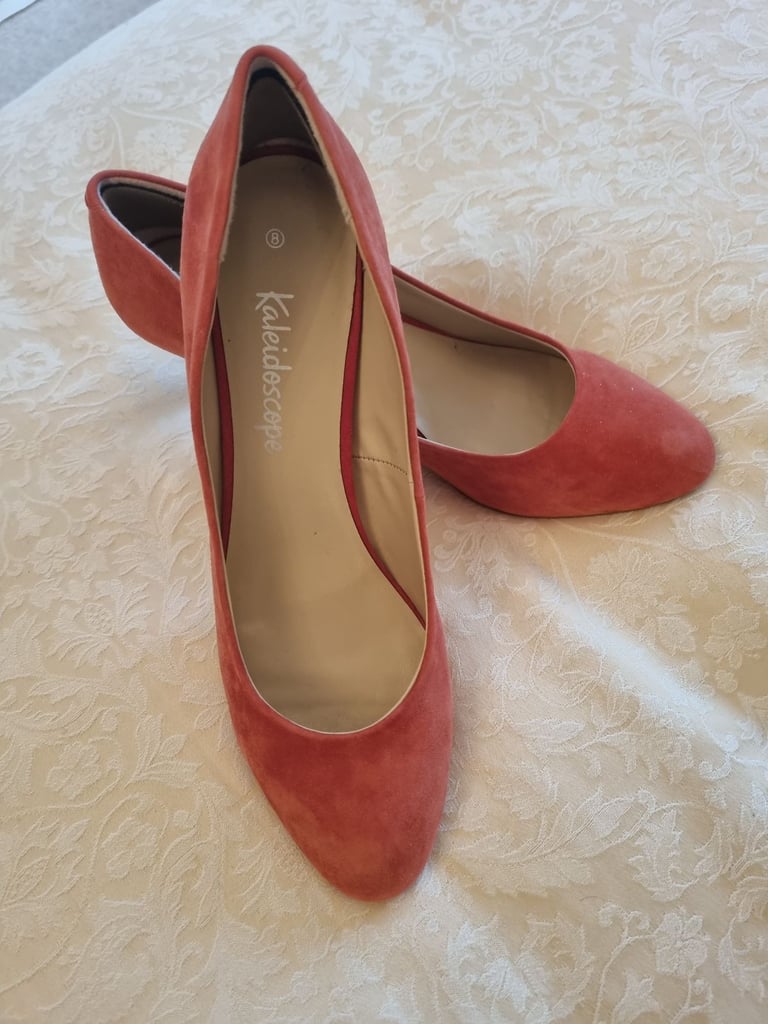 New: Ladies high-heel shoes