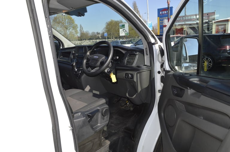 2021 Ford Transit Custom 2.0 EcoBlue 130ps Low Roof Leader Van FRIDGE VAN 2021 ONE OWNER PANEL VA...