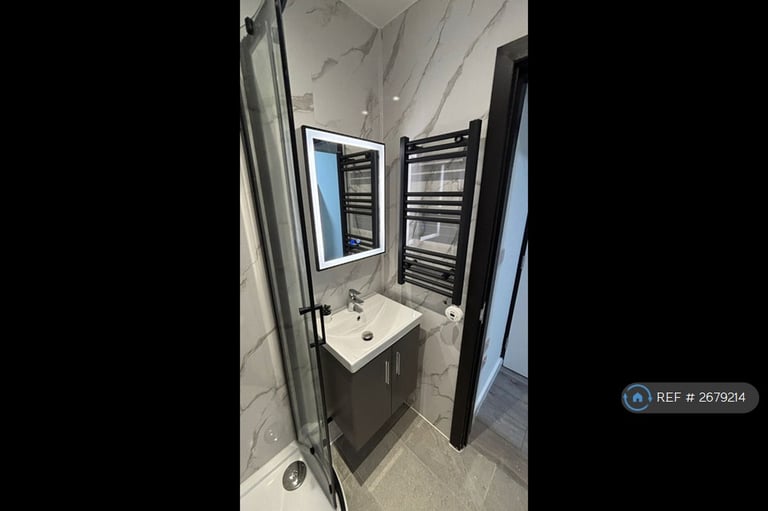 1 bedroom in Brand New Amazing House, Harrow, HA3 (#2679214)