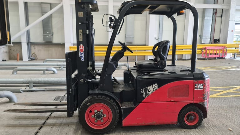 image for Electric Forklift truck EP series 35 2016