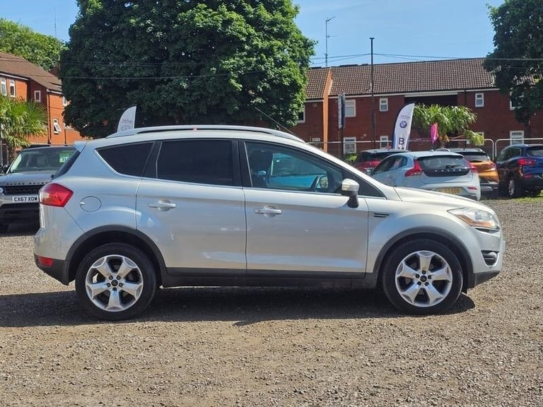 2010 Ford Kuga 2.0 TDCi Zetec 2WD Euro 4 5dr ESTATE Diesel Manual