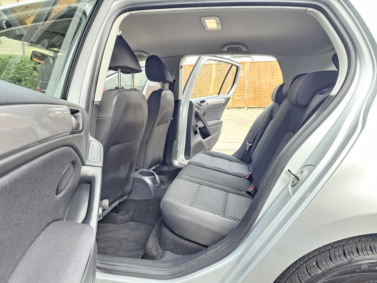 2009 Volkswagen Golf 1.6 PETROL ULEZ FREE - Image 8
