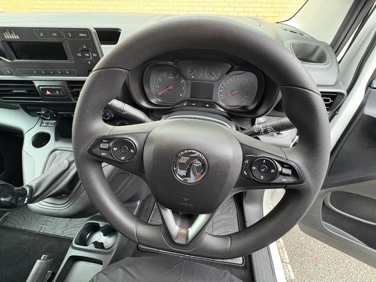 2020 Vauxhall Combo 1.6 Turbo D 2300 Sportive Panel Van 4dr Diesel Manual L1 H1