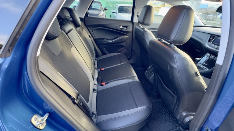 VAUXHALL GRANDLAND X 1.2 Turbo Sport Nav 2018
