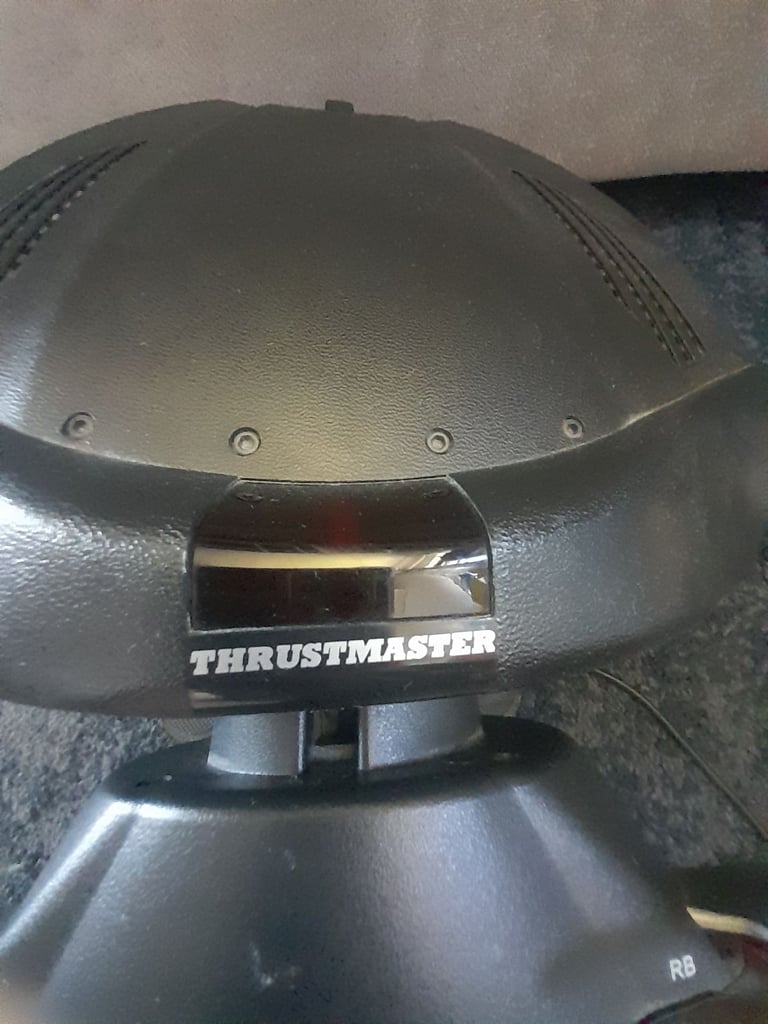 Gaming chair + ferarri 458 steering wheel