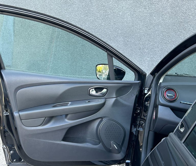 RENAULT CLIO 1.6 Renaultsport Nav 220 Trophy Auto 2017