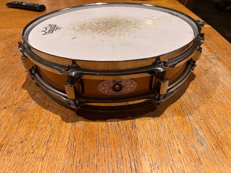 Pearl Piccolo 13x3” Maple snare drum