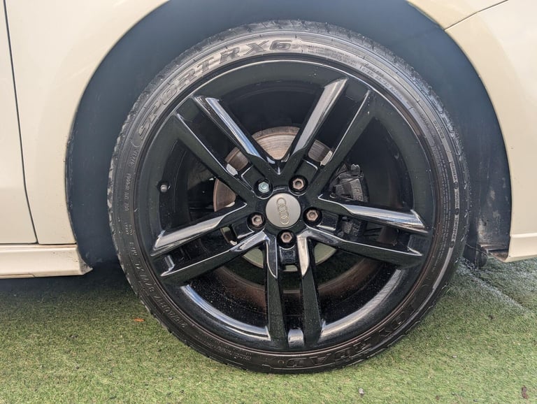 2013 Audi A1 1.2 TFSI S line Euro 5 (s/s) 3dr HATCHBACK Petrol Manual