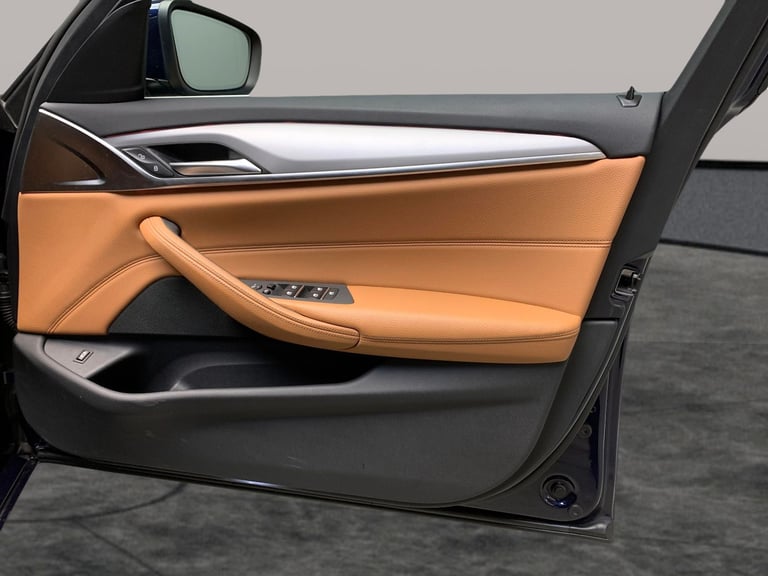 2021 BMW 5 Series 2.0 520d MHT SE Saloon 4dr Diesel Hybrid Steptronic Euro 6 (s/s) (190 ps) - Sal...