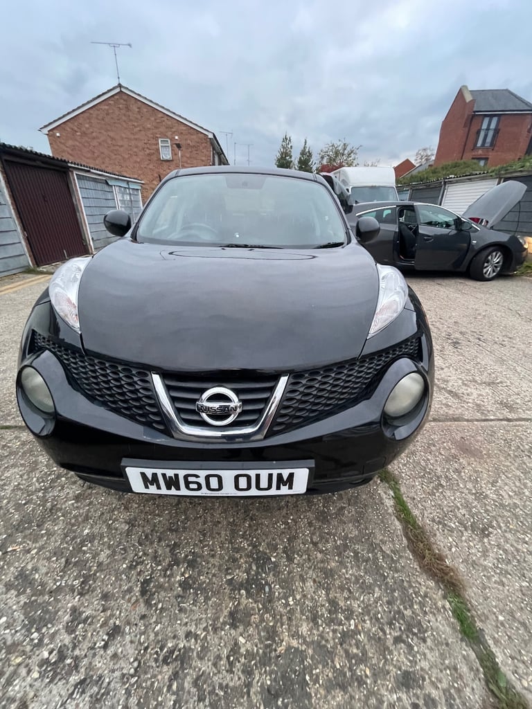 Nissan,JUKE,2011,black,new MOT,good condition in and out.1.6 petrol,manual.