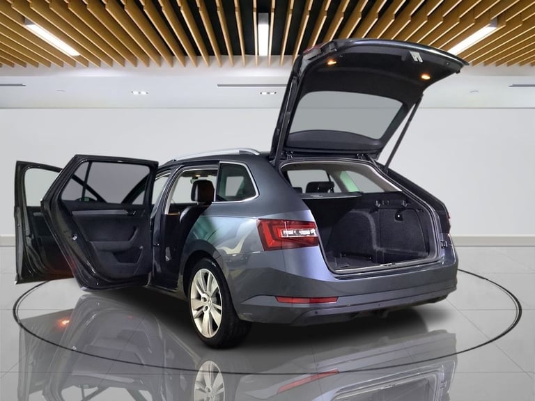 2018 Skoda Superb 2.0 TDI SE L Executive Estate 5dr Diesel Manual Euro 6 (s/s) (150 ps) Estate Di...