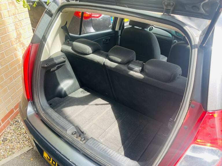 Hyundai I10 2012, Manual 1.2 petrol, 12 months mot, full service history, £20 tax, 5 doors