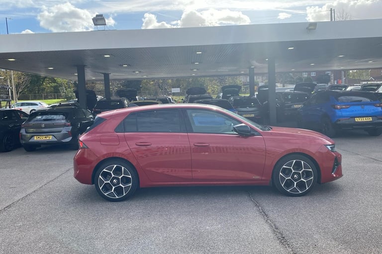  Vauxhall Astra 1.2 Turbo Ultimate Hatchback 5dr Petrol Auto Euro 6 s/s 130 Ps