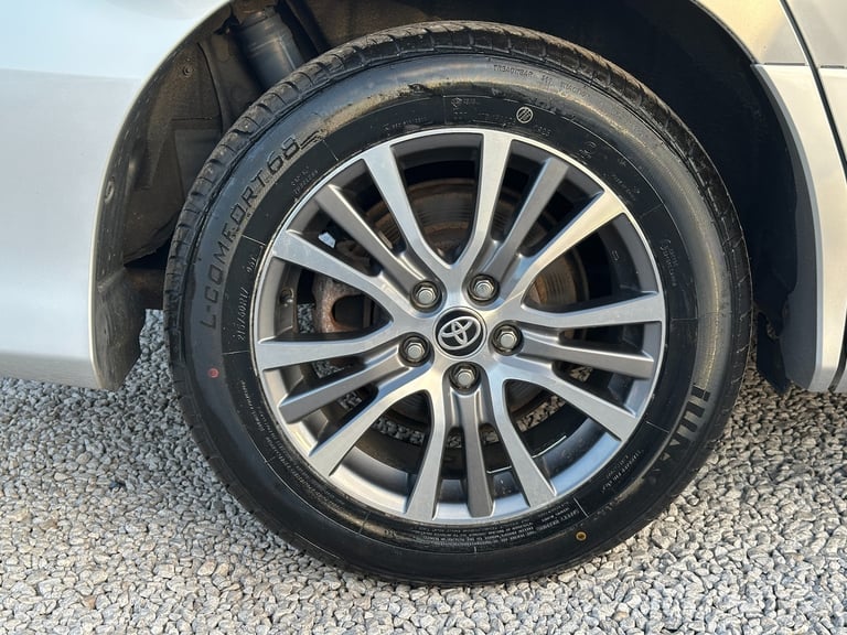 2019 TOYOTA ESTIMA HYBRID 12/2019 (69 PLATE) PURPLE 7 SEATER HALF LEATHER 