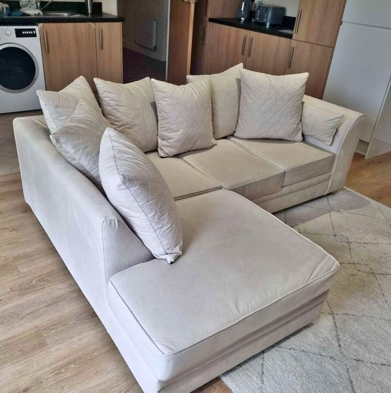 🎀Gorgeous Dylan sofa Corner Unit & 3+2 Set|| Cash on delivery🎀