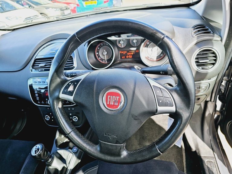 2014 Fiat Punto 1.2 Easy 5dr HATCHBACK Petrol Manual