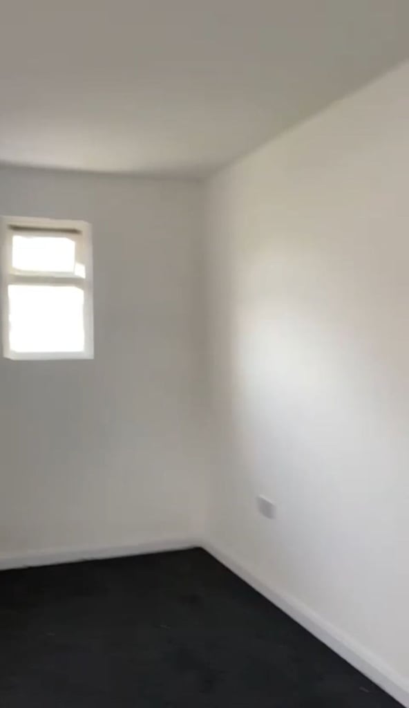 Room in Dunstable Close Luton, LU4 8DP 