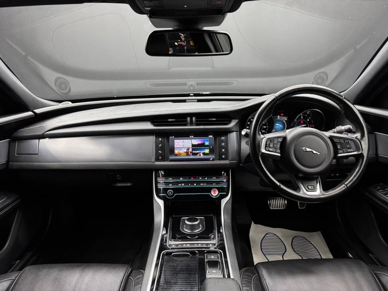 2018 Jaguar XF 2.0d R-Sport Auto Euro 6 (s/s) 4dr SALOON Diesel Automatic
