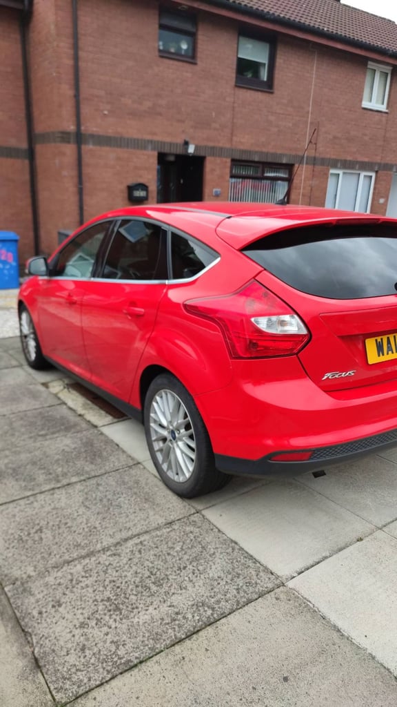 Ford, FOCUS, Hatchback, 2014, Manual, 998 (cc), 5 doors