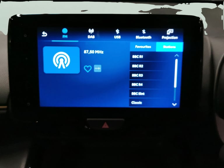 2022 Toyota Yaris Cross 1.5 VVT-h Dynamic SUV 5dr Petrol Hybrid E-CVT AWD Euro 6 (s/s) (116 ps) -...