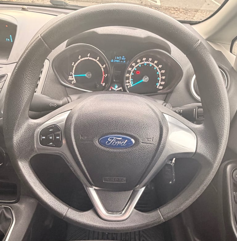 Ford, FIESTA, Hatchback, 2013, Manual, 1241 (cc), 3 doors