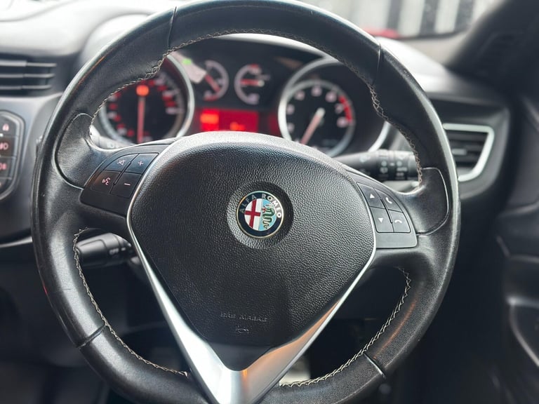 2015 Alfa Romeo Giulietta 1.4 TB MultiAir QV Line 5dr HATCHBACK PETROL Manual