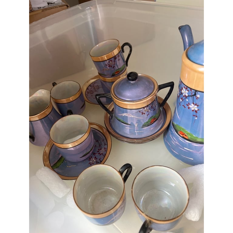 image for Collectors tea set sought after if willing to advertise 