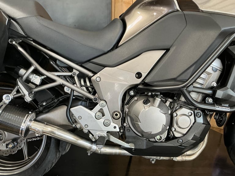 Kawasaki Versys 1000 Tourer 2012. Three Boxes! Extras! FREE UK DELIVERY! 