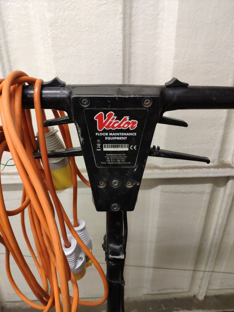 Victor Contractor 400 Rotary Floor Polisher / Scrubber