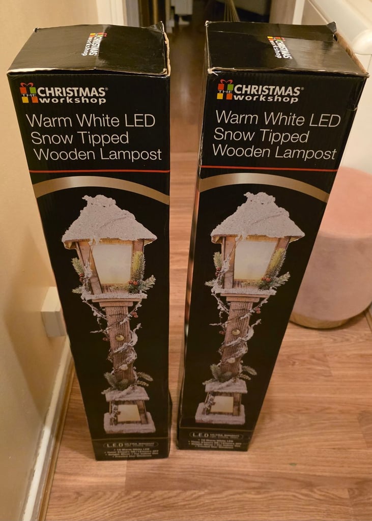 image for Snow woods tipped lamps 