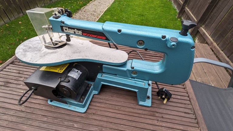 Clarke Woodworker Saw CSS16V 