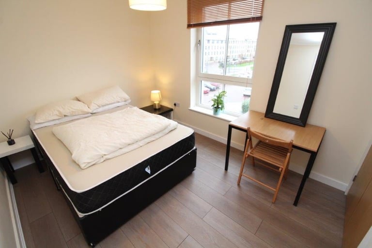 Room available for rent - Immediately 