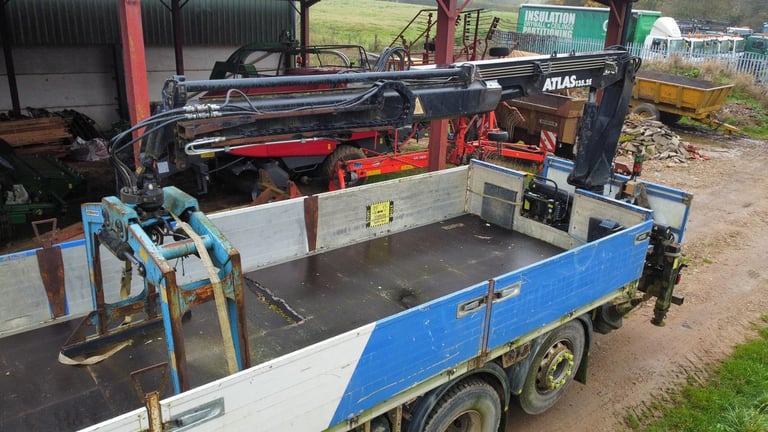 2013 DAF CF75.310 26T DROPSIDE WITH HMF 1430 CRANE / HIAB / FREIGHT