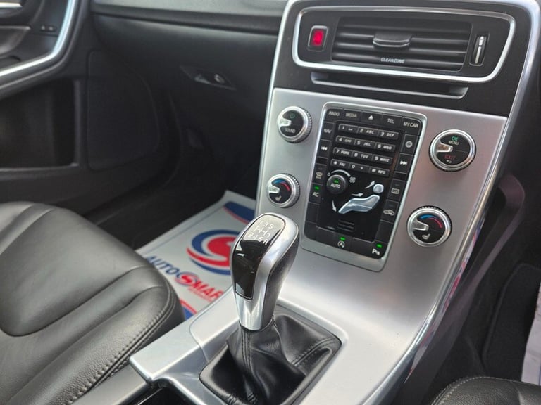 Volvo V60 D4 CROSS COUNTRY SE NAV